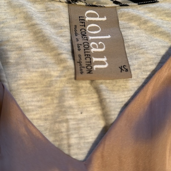 XS Anthropologie Lokoya Tucked Tunic Top By Dolan, Flattering & Versatile - Picture 4 of 5